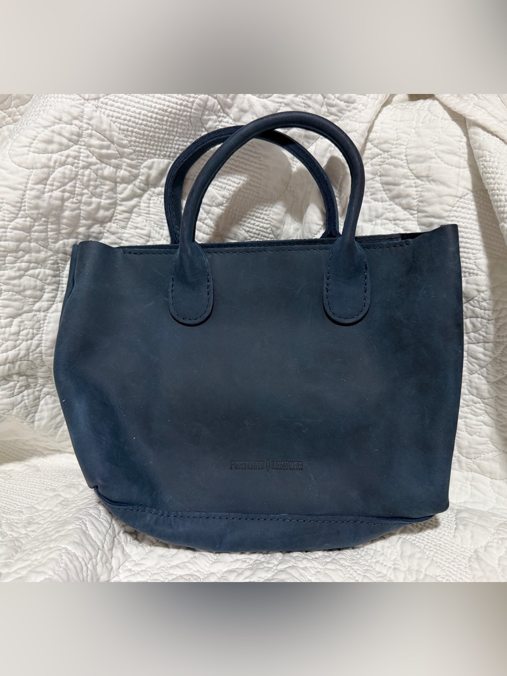 Portland Leather Co Raindrop in Navy - Picture 2 of 7